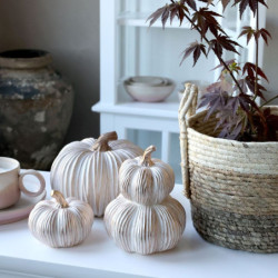 Béžovo-zlatá antik dekorace dýně Pumpkin gold - Ø 16*12 cm