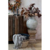 Hnědý dřevěný podstavec / stůl s řezbou Grimaud Unit - 25*25*38 cm