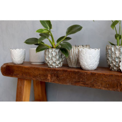 Opálový keramický obal na květináč s reliéfy Gaston - Ø 14*13 cm