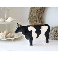Strakatá antik dekorace kravička Farm unique - 22*5,5*13 cm