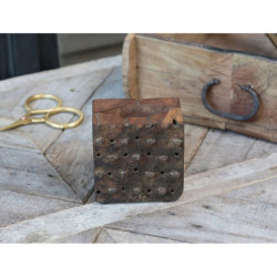 Grimaud starý stojan z formovací desky - 8*9*9 cm